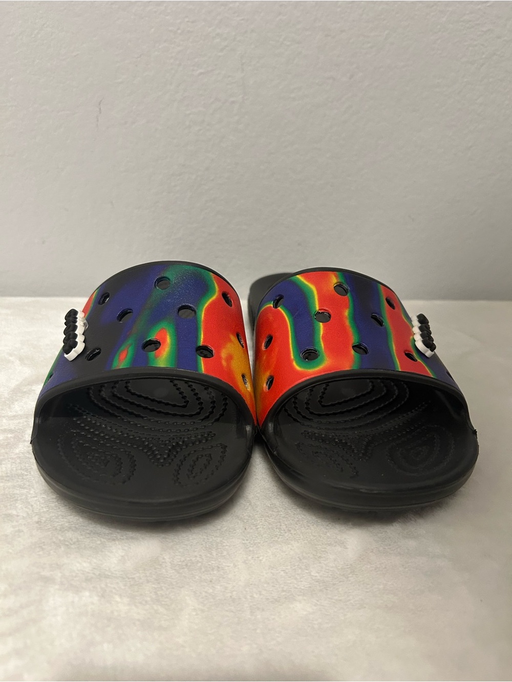 Crocs Classic Tie Dye Slide Men’s size 5, Women’s 7.